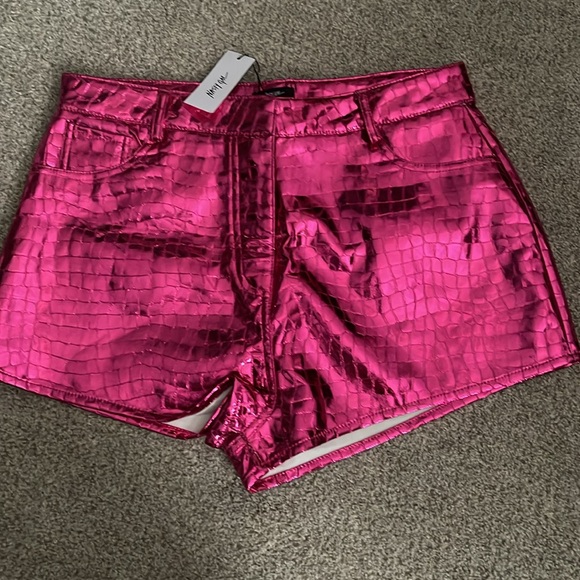 NASTY GAL faux metallic pink shorts - Picture 3 of 3